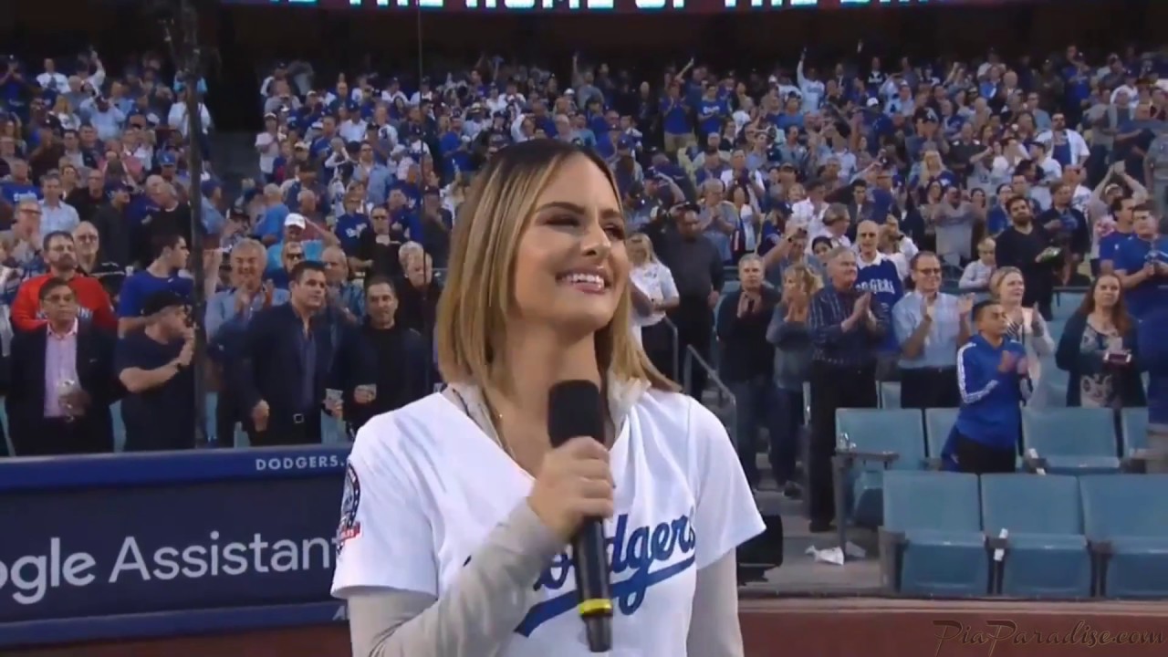 Pia Toscano Sings The National Anthem - NLCS Game 4 - LA Dodgers vs Milwaukee Brewers - 10/16/18