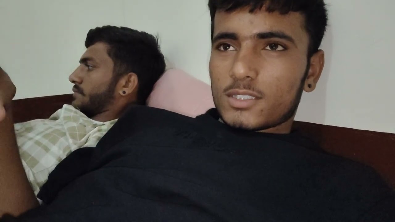 लाइक कमेंट कर दो और चैनल पर नए हो चैनल को सबस्क्राइब कर दो ✅✅