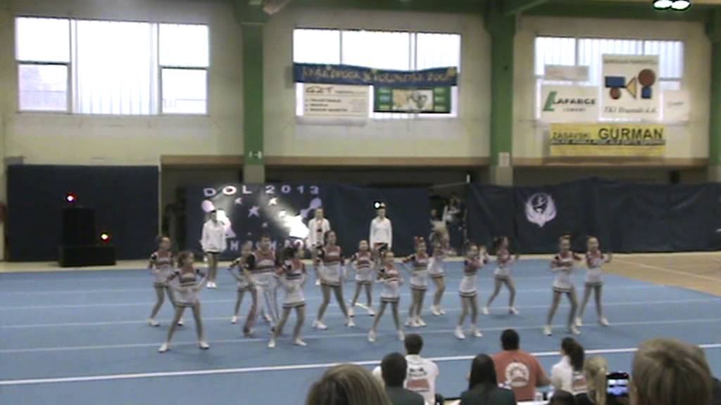 Frogs Pee Wee Rompompon 2013