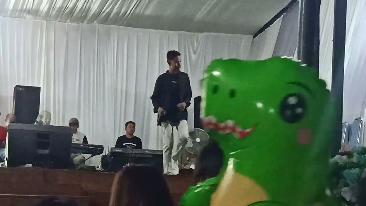 Lagu rijoq VOC.Daniel di Pentat Kec.Jempang Kubar