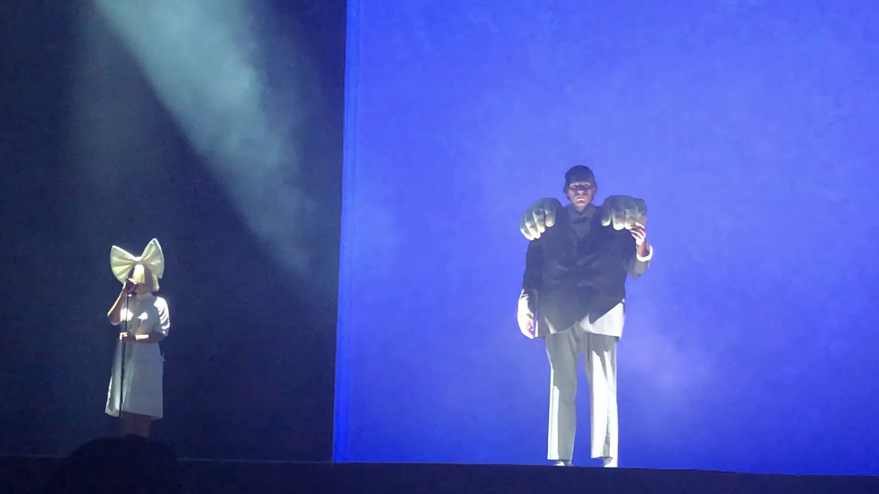 Sia Breathe Me- Melbourne Australia 30th Nov