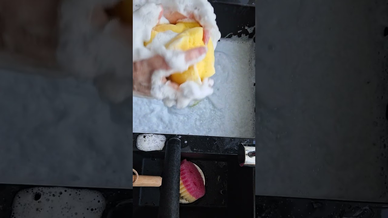 Part 2 #asmr #satisfying #foam #sound #suds #crunchy #sponge #fluffy 