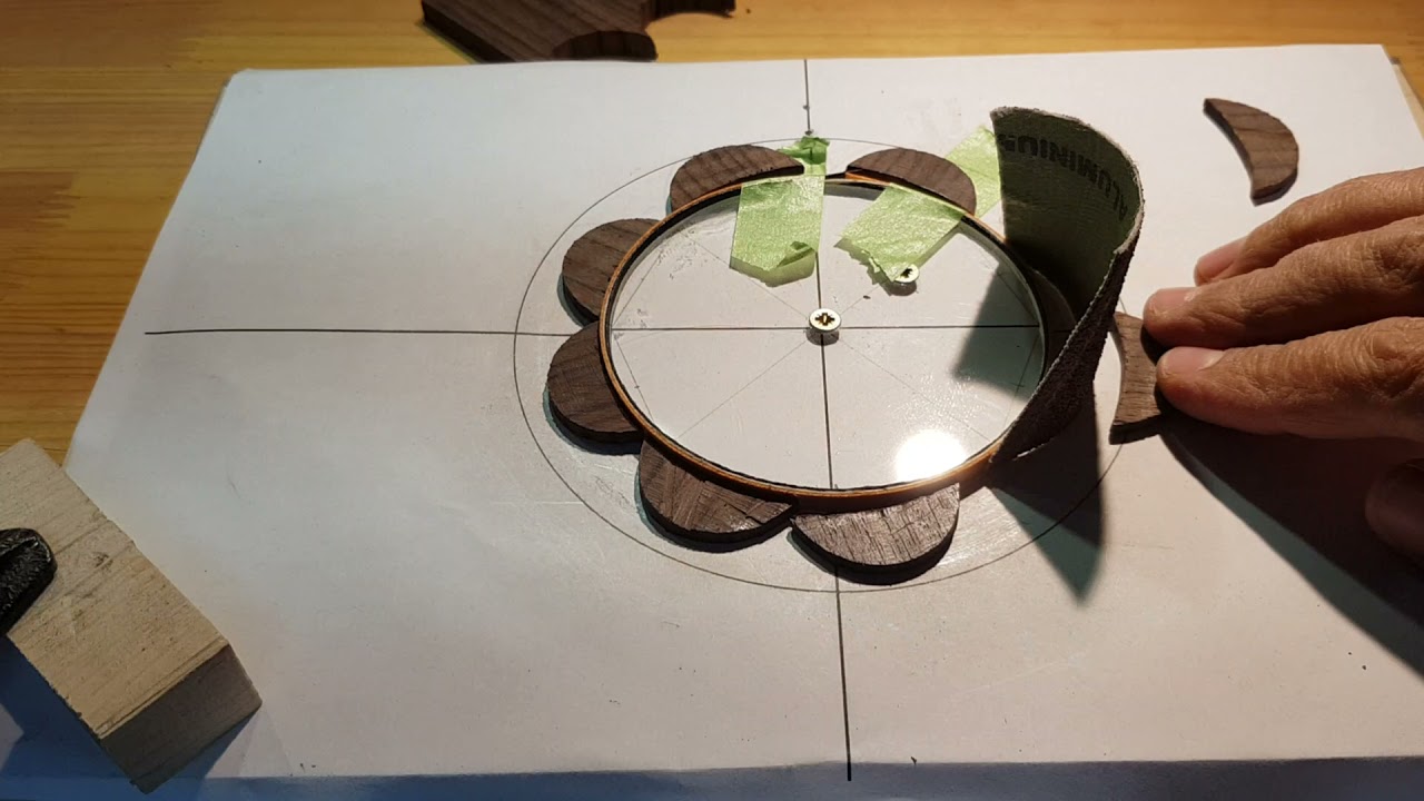 Construcción de una roseta.El palosanto.