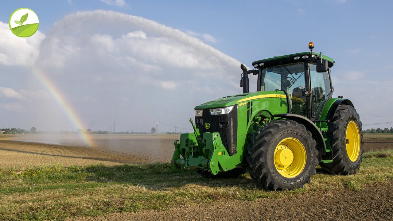 Tractor Vlog EP 42 - JOHN DEERE 8R + POMPA ROVATTI  IL RITORNO! | Irrigazione Soia 2020