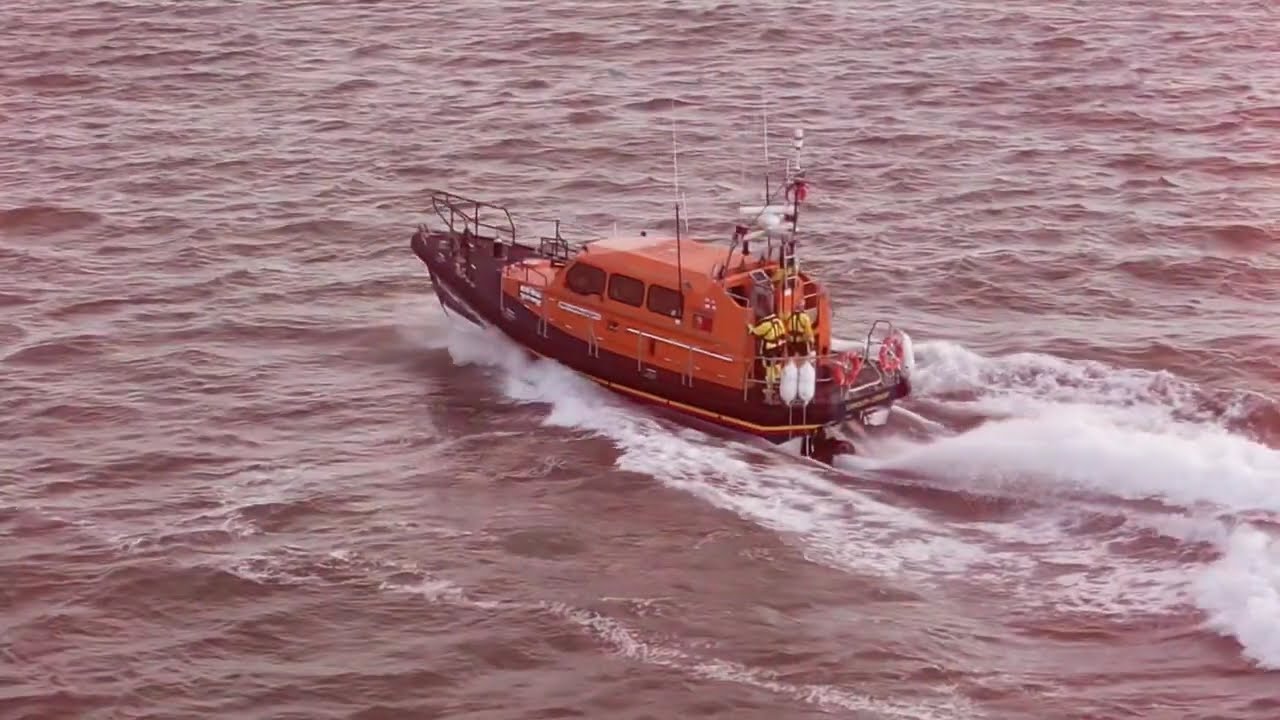 RNLI Exmouth @rnli  @universityofexeter @ExeterCity