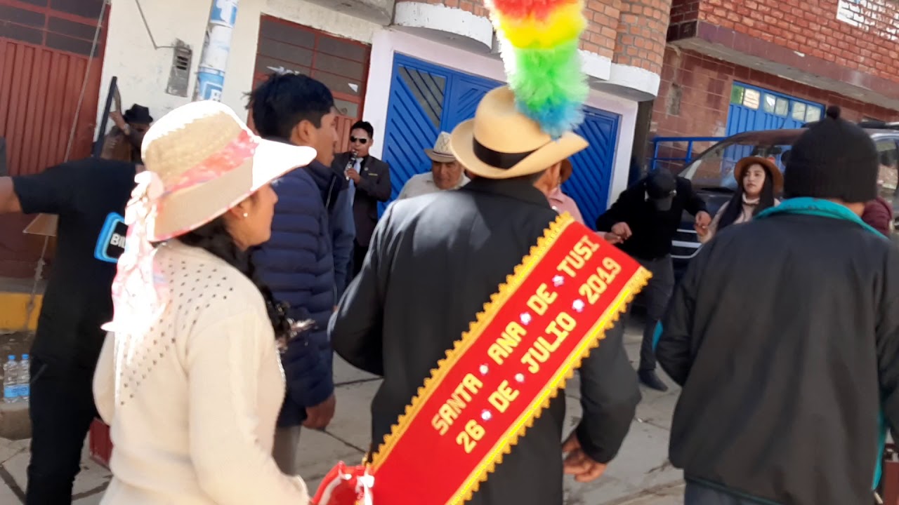 Orquesta  la  filarmónica  unión  sociedad  Perú la de los ricos  huaynos