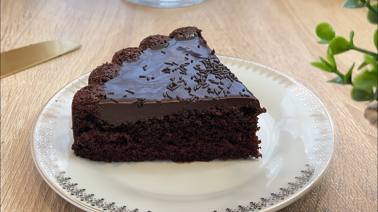 قاطو شوكولا تذوووب في الفم  و البنة ادووووخ