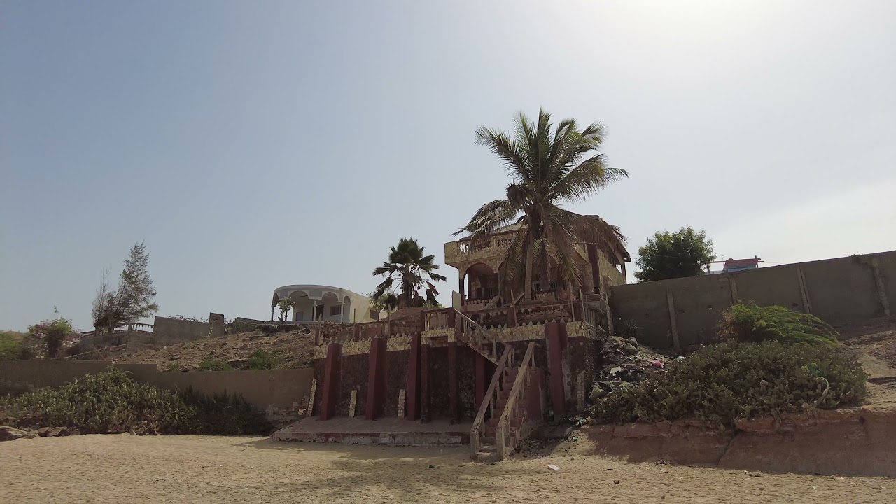 #58 Walking on the beach in Toubab Dialaw | beautiful beach in Senegal 4K
