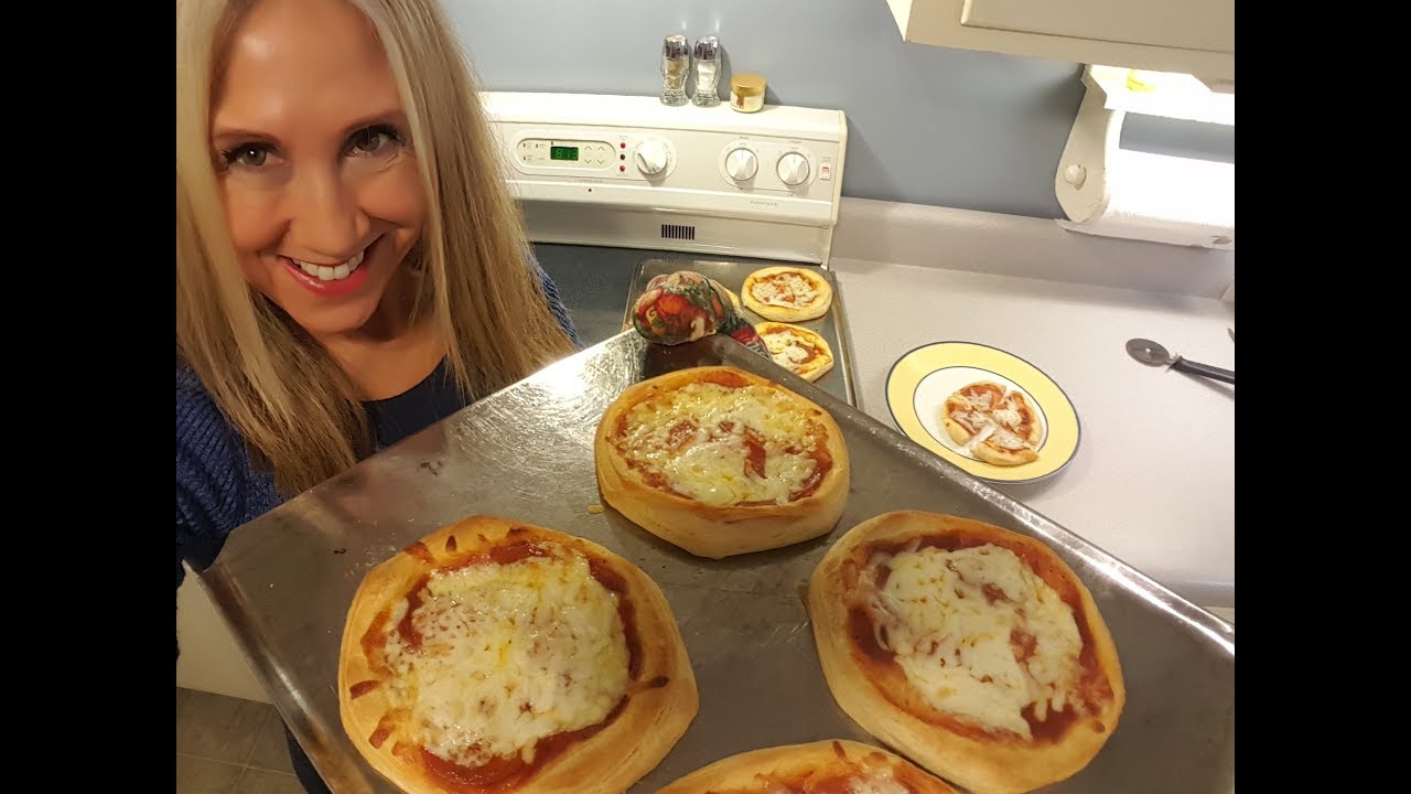 Mini Pizzas Recipe and How To | by Kim Holdbrooks Townsel