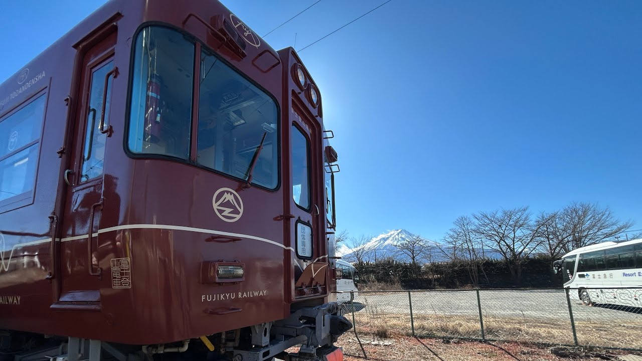 2月1日富士急行線河口湖駅留置線6番線において1000系1305F運転体験後撮影を実施。1305F方向幕回し　　団体専用→特急河口湖