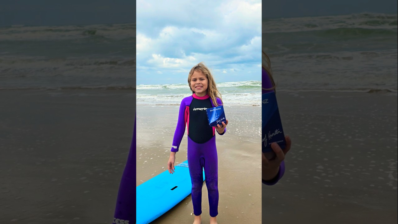 Unboxing Sharkbanz Bethany Hamilton edition