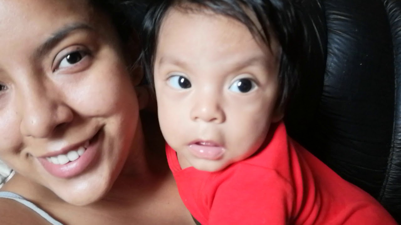 #BabyElías da besos a Mami #byRG