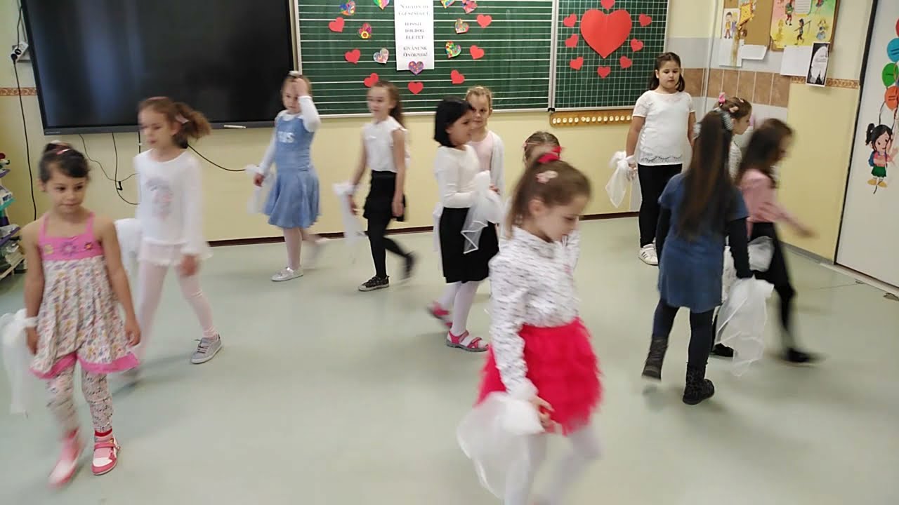 Idősek napi műsor Ádám Jenő Tagiskola 2.a (2021)