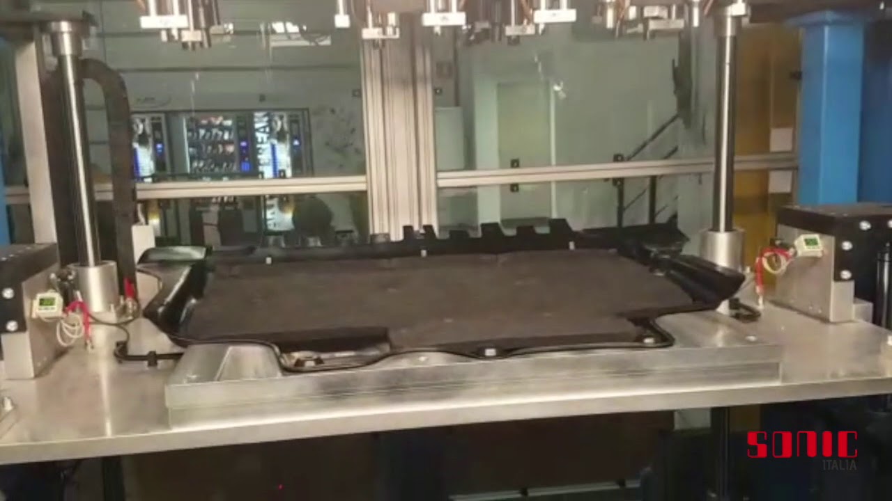 Ultrasonic welding under engine covers - Saldatura ad ultrasuoni settore automotive