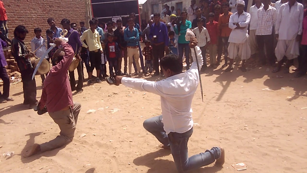 Desi Dhol na tale Talwar no khel