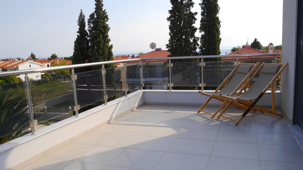 Studios and apartments 