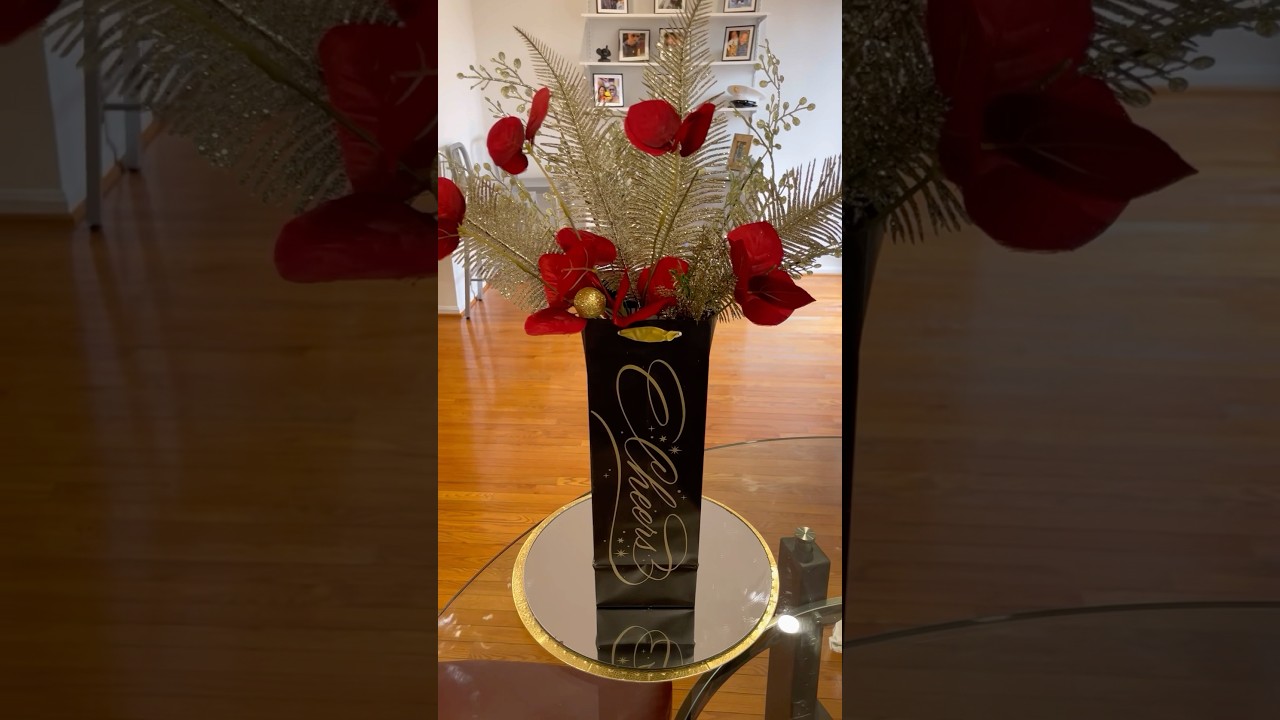 Dollar tree  gift bags centerpiece Idea #christmascenterpiece #diy #centerpiece #dollartree