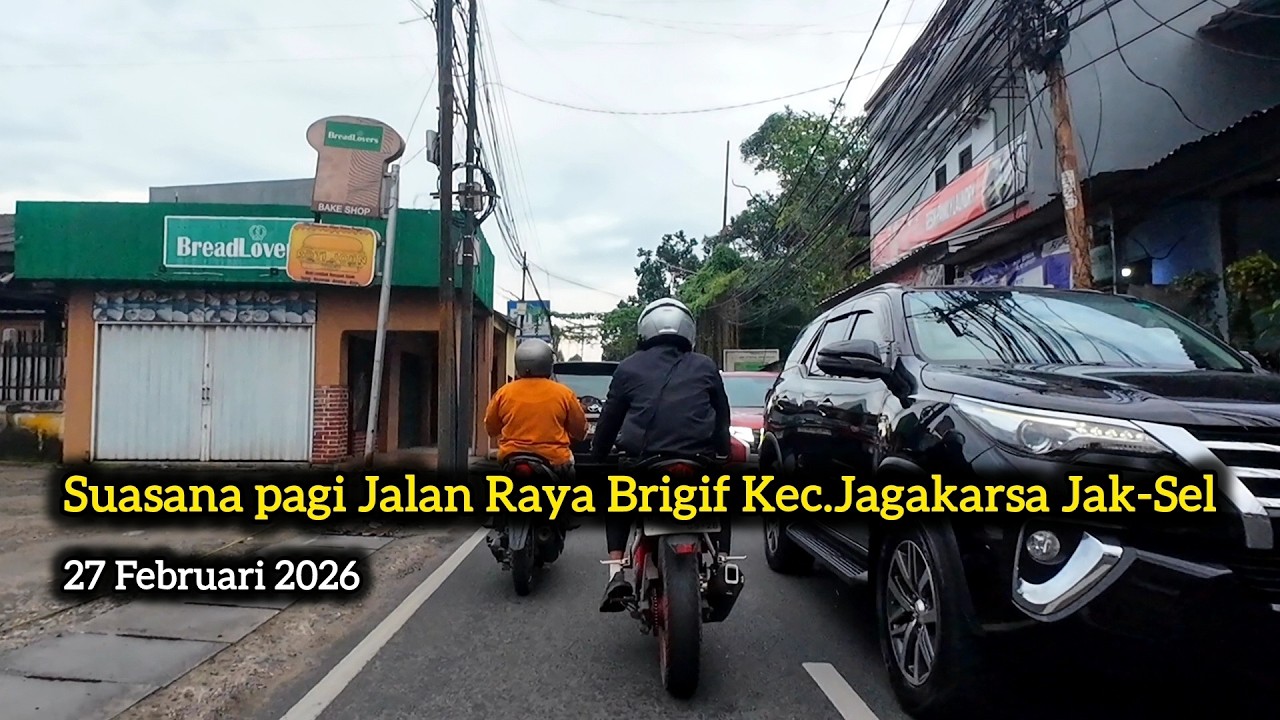 Suasana pagi di jalan Brigif Kec.Jagakarsa Jakarta Selatan 27 Feb 2026 - Suasana jalan - BABEH INAL
