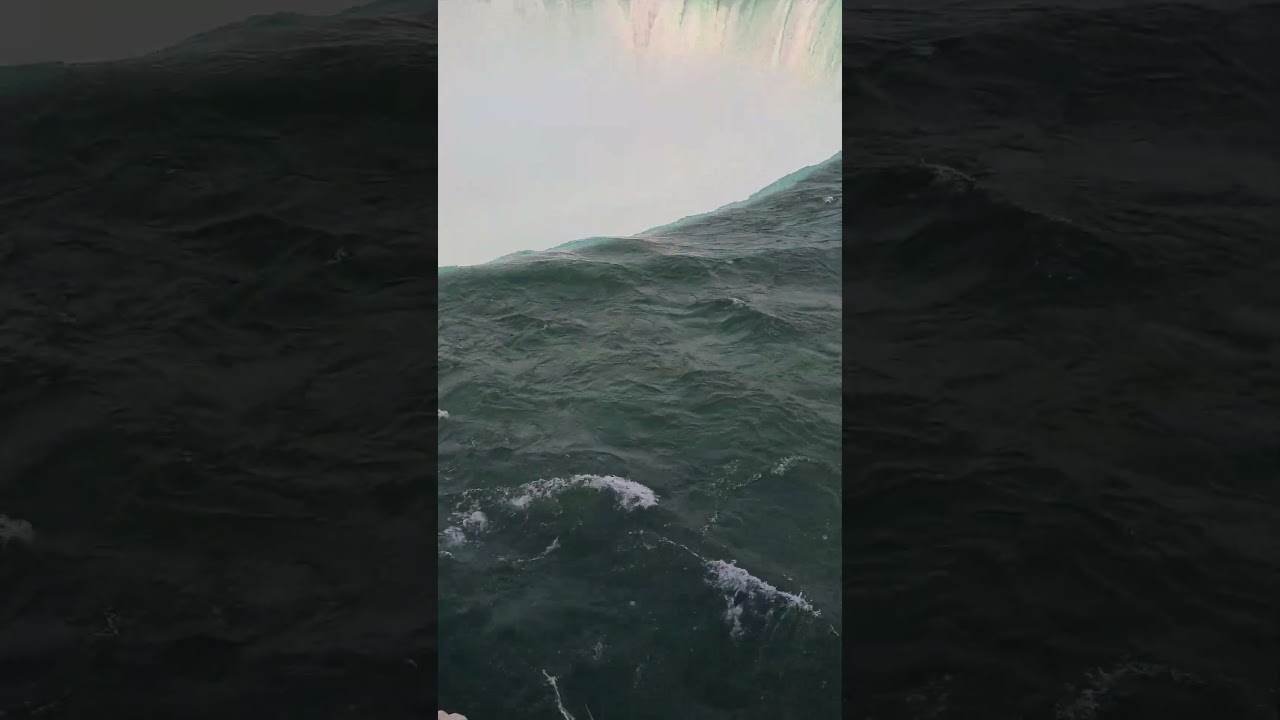 The Edge of Horseshoe Falls