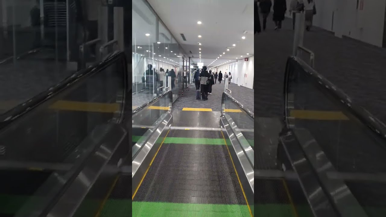 후쿠오카 도착후 입국심사장으로001_260204