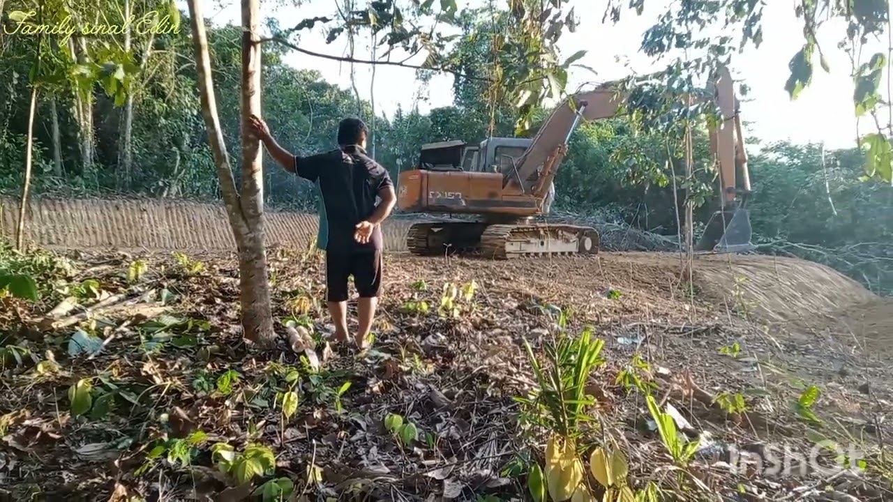 Buat tapak rumah di kebun getah
