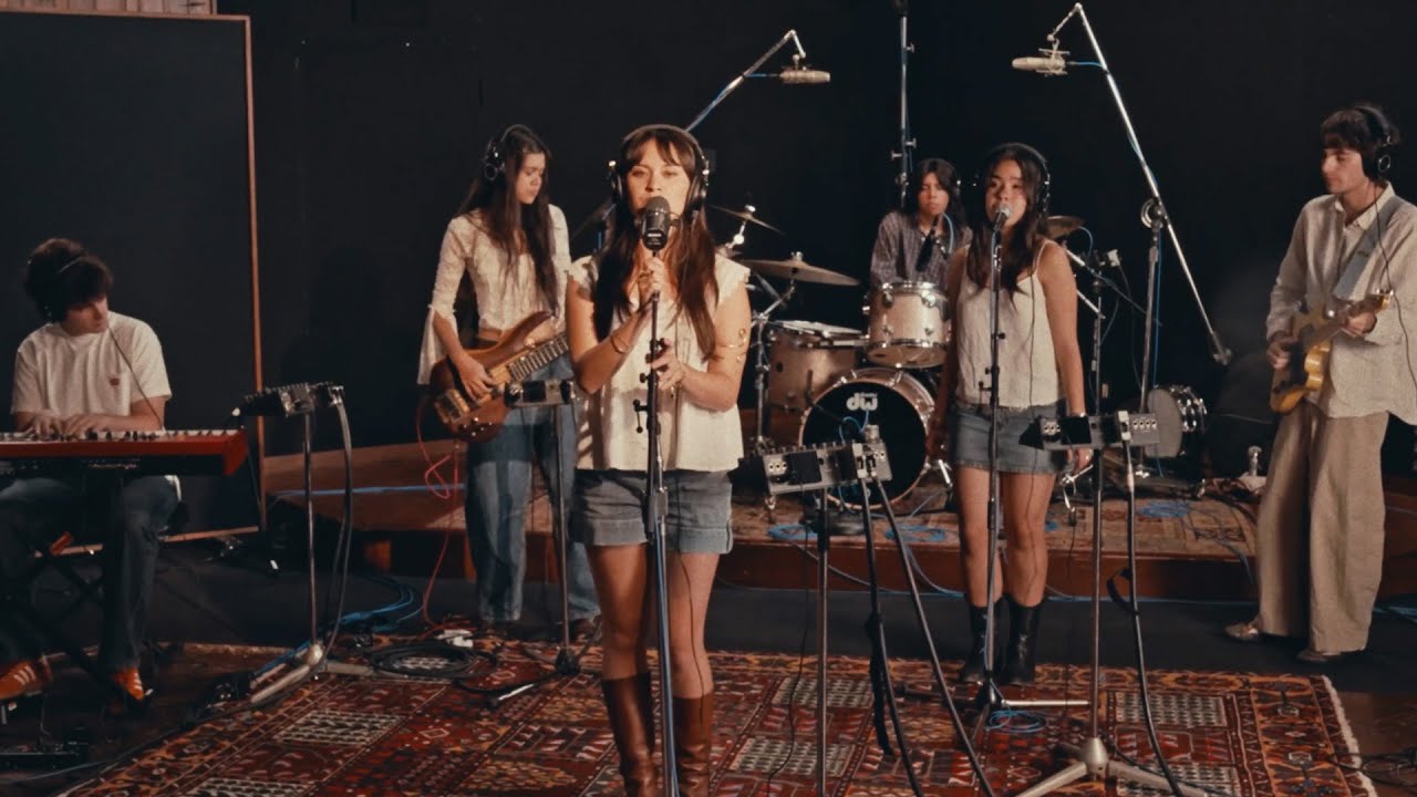 natalie jinju - buttons (live performance)