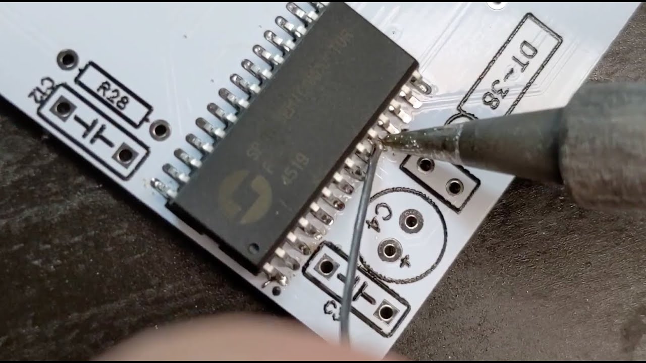 Surface Mount Soldering in your DIY Guitar Pedals? Without extra gear or supplies? Too Easy!