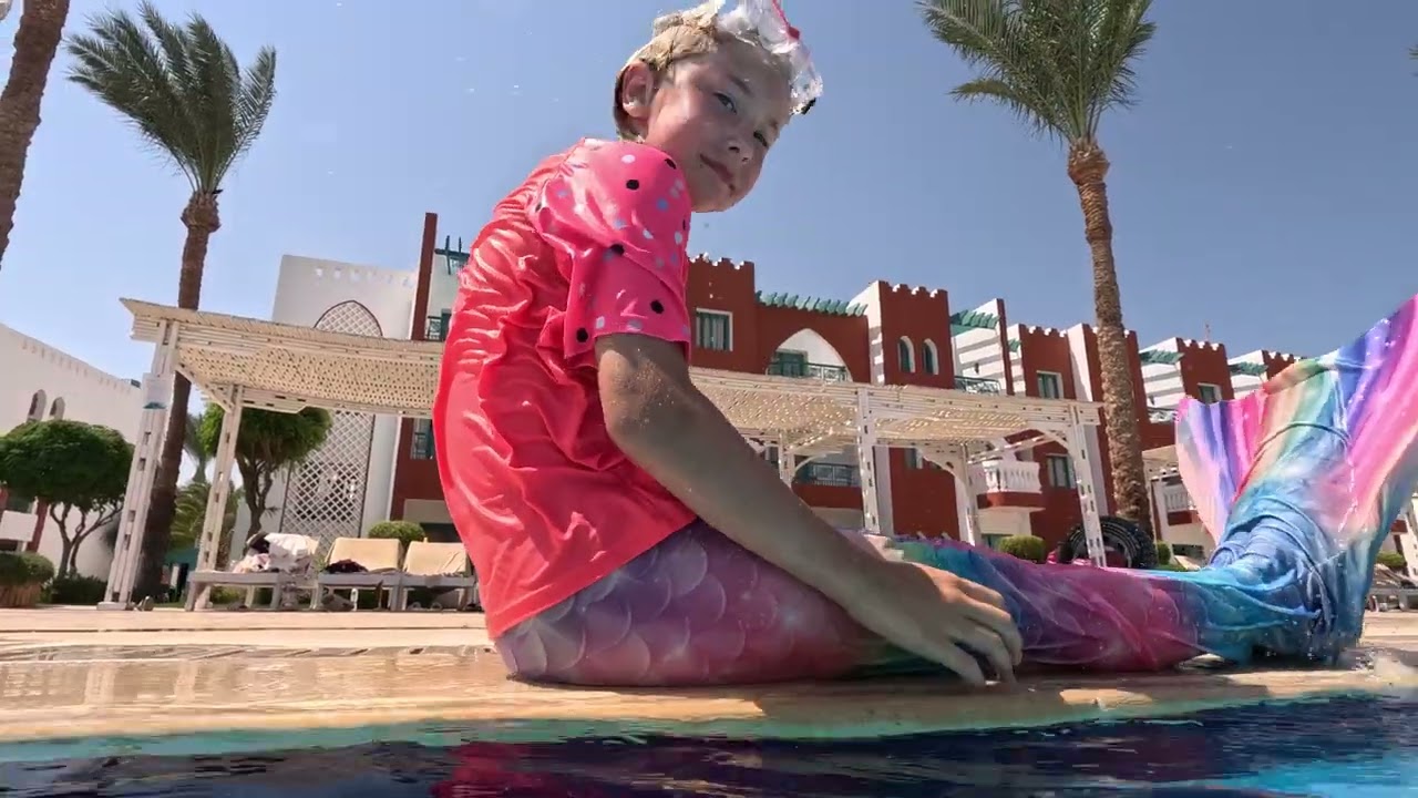 Zoe mit Flosse | Sunrise Garden Beach Resort 2024 | Ägypten 🇪🇬