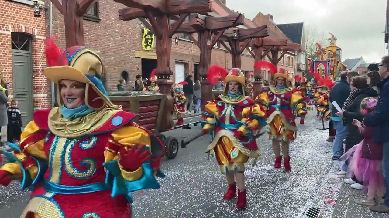 Kv de moesenezen - goldrush - carnavalstoet Hamme 2023