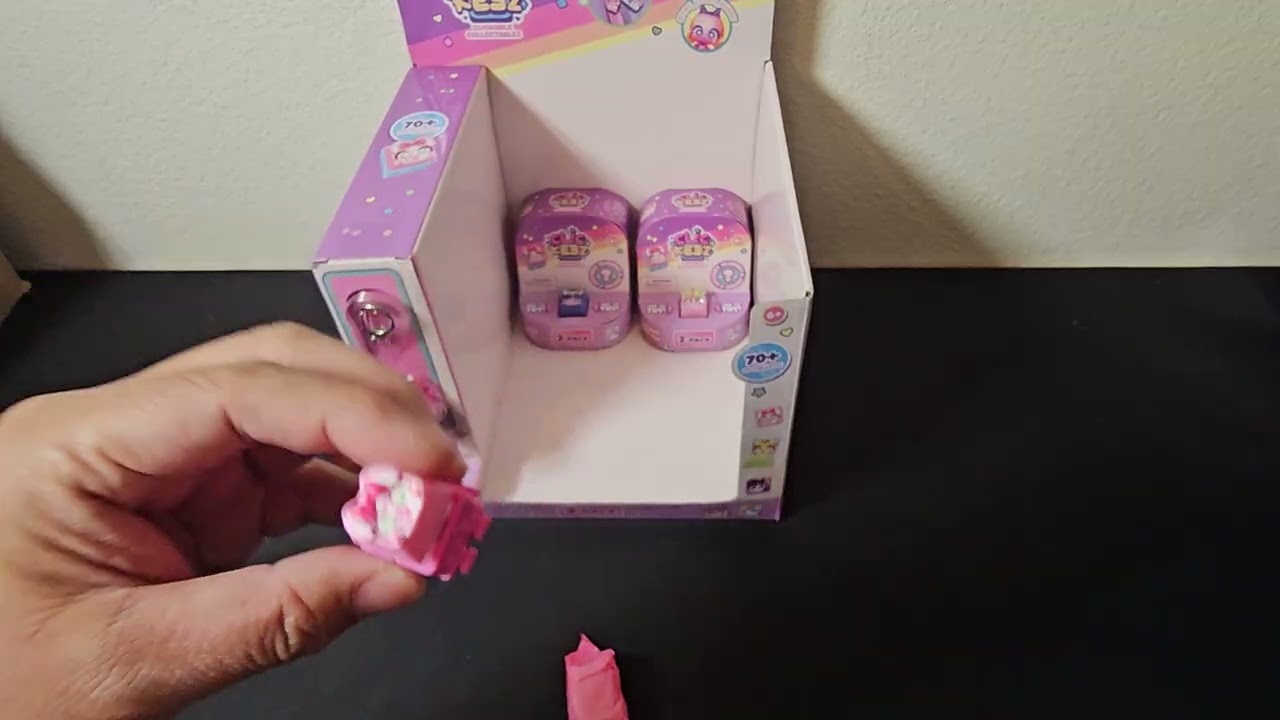 Click keez mystery box unboxing.