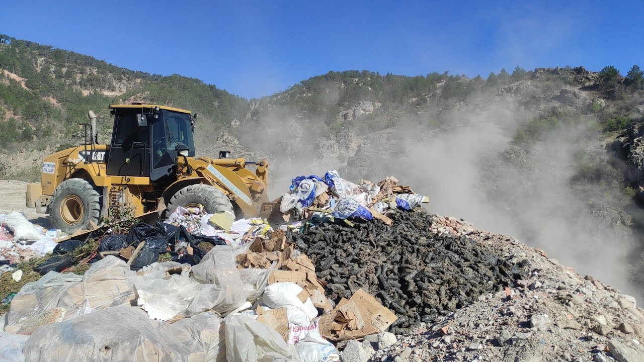 CAT 950 LODER DÖKÜM SAHASI DÜZENLEME ÇALIŞMASI, EFSANE USTA İŞ BAŞINDA