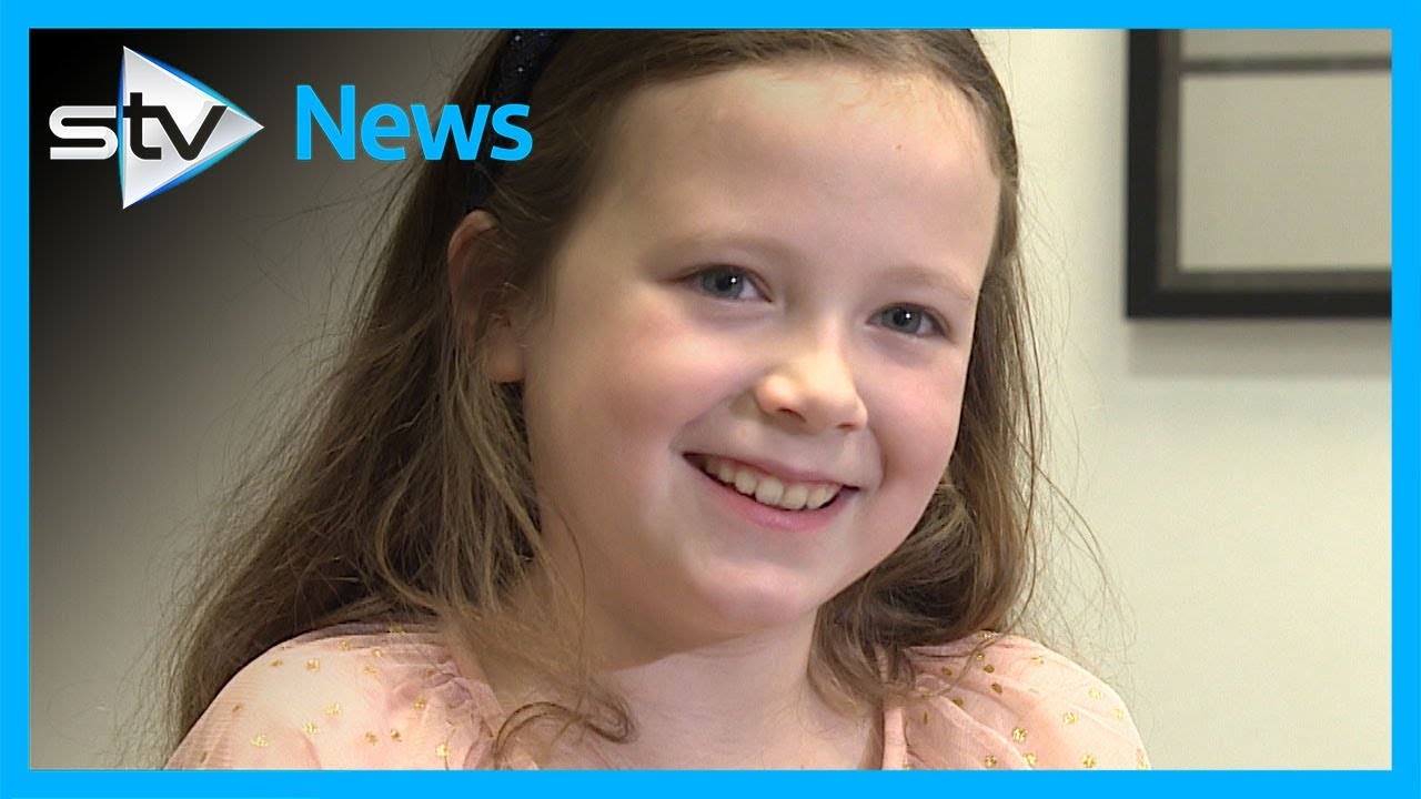 Gallery hires nine-year-old as art critic for exhibition