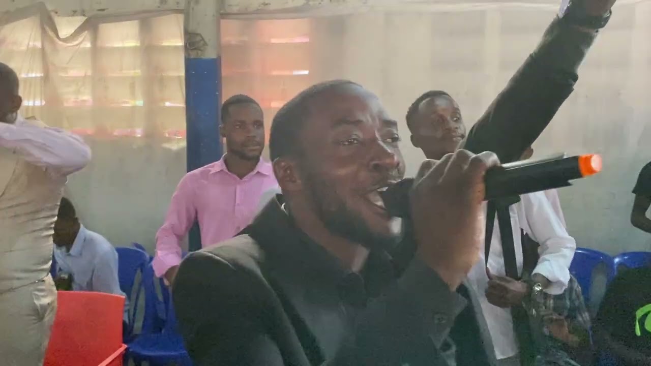 EBNM KCC : Paroisse de Nsanga / Présentation du couple Prédi Dizolele Diantama et Maman Vinie Lema