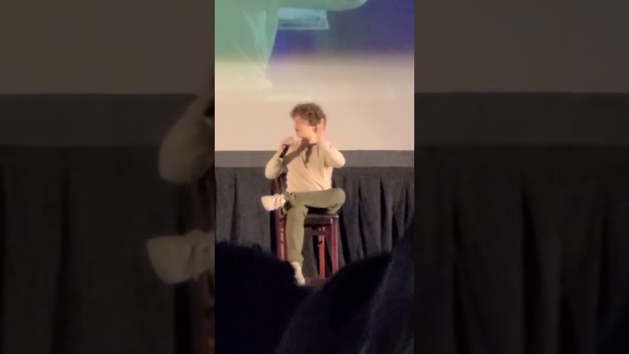 FULL PANEL Gaten Matarazzo Stranger Con New Jersey 2022