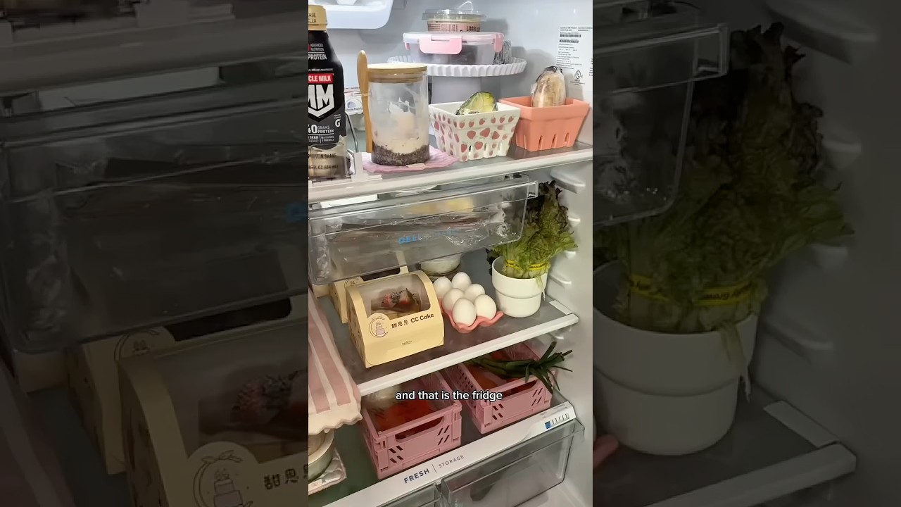 organize my fridge with me! 🫧 #declutter #newyear2026 #reset #organization
