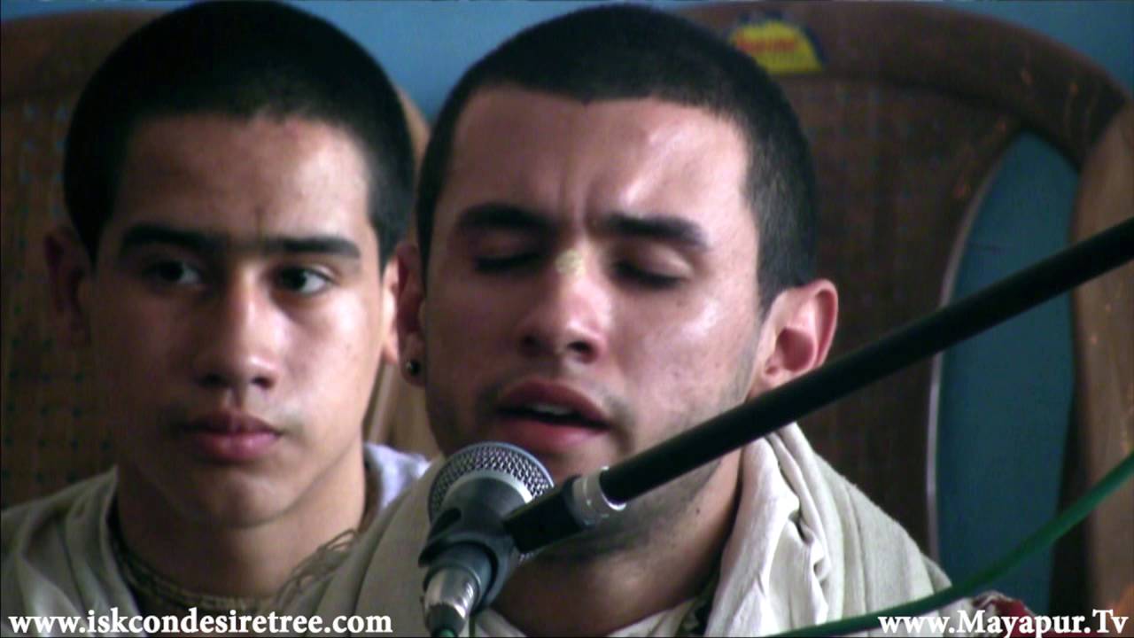 Sacisuta Prabhu Singing Hare Krishna Mahamantra Mayapur Kirtan Mela 2015 Day 2