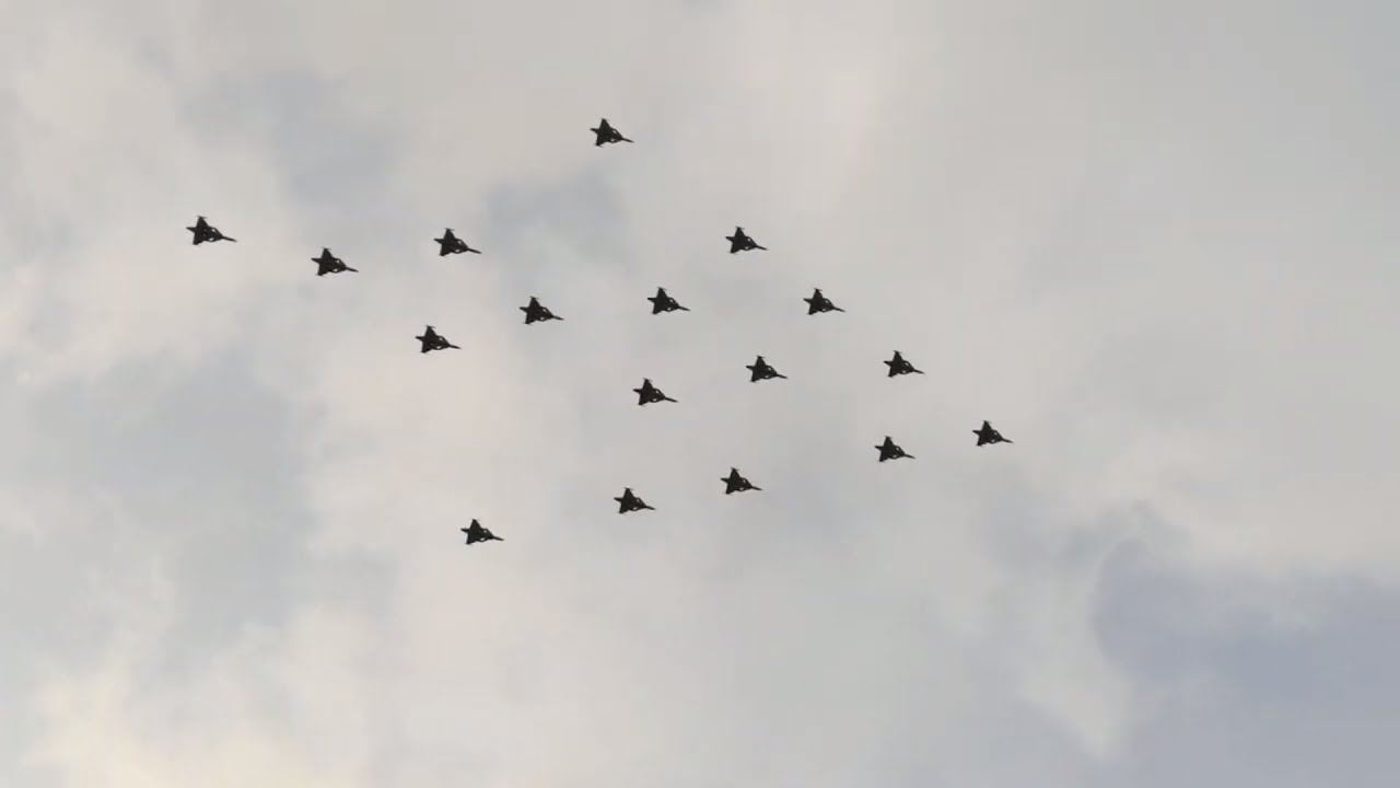 JAS 39 Gripen över Göteborg | Julgransflygning 2019