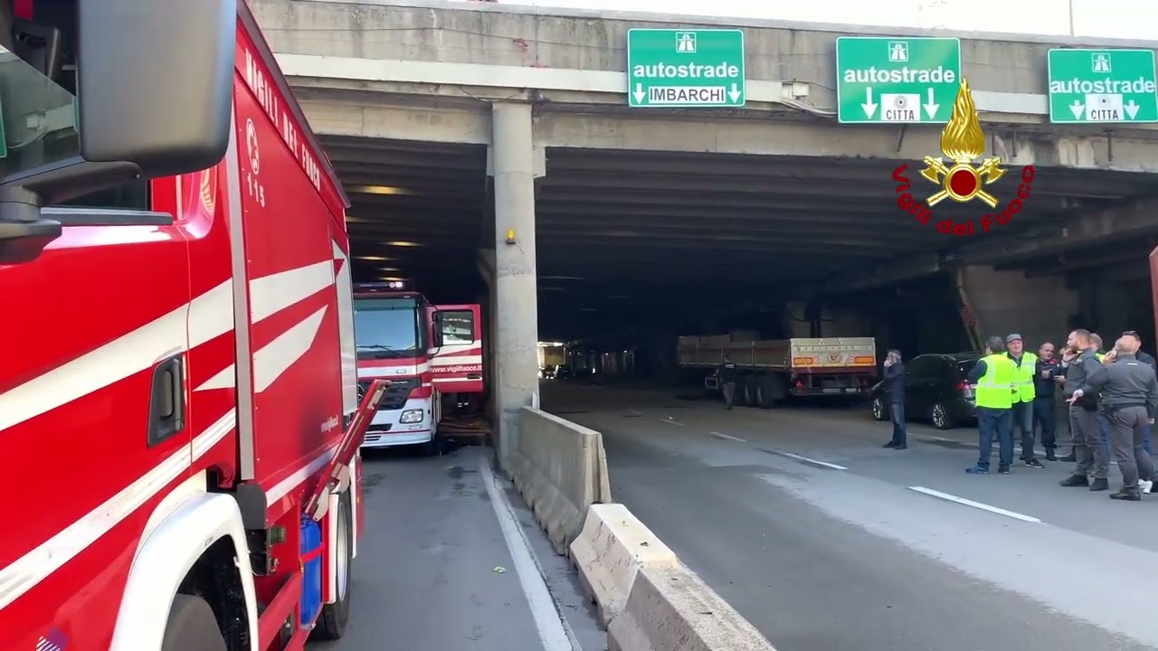 Genova, fumo al Terminal Traghetti: tre intossicati