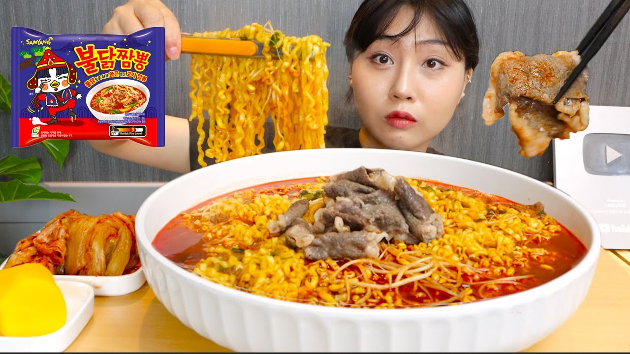 MUKBANG) 해장 불닭짬뽕 라면 먹방🔥 새로나온 불닭에 차돌박이 콩나물 팍팍! Buldak Jjambbong Ramyun asmr real sound eating