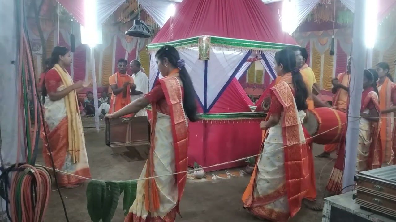 অষ্টসখী সম্প্রদায় রংপুর।  হরে কৃষ্ণ হরে রাম #vrial