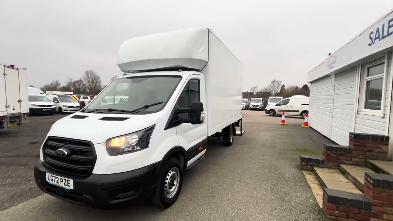 LG72PZE FORD TRANSIT LUTON