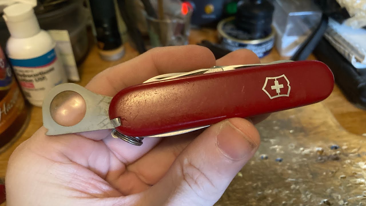 1978 Victorinox Explorer