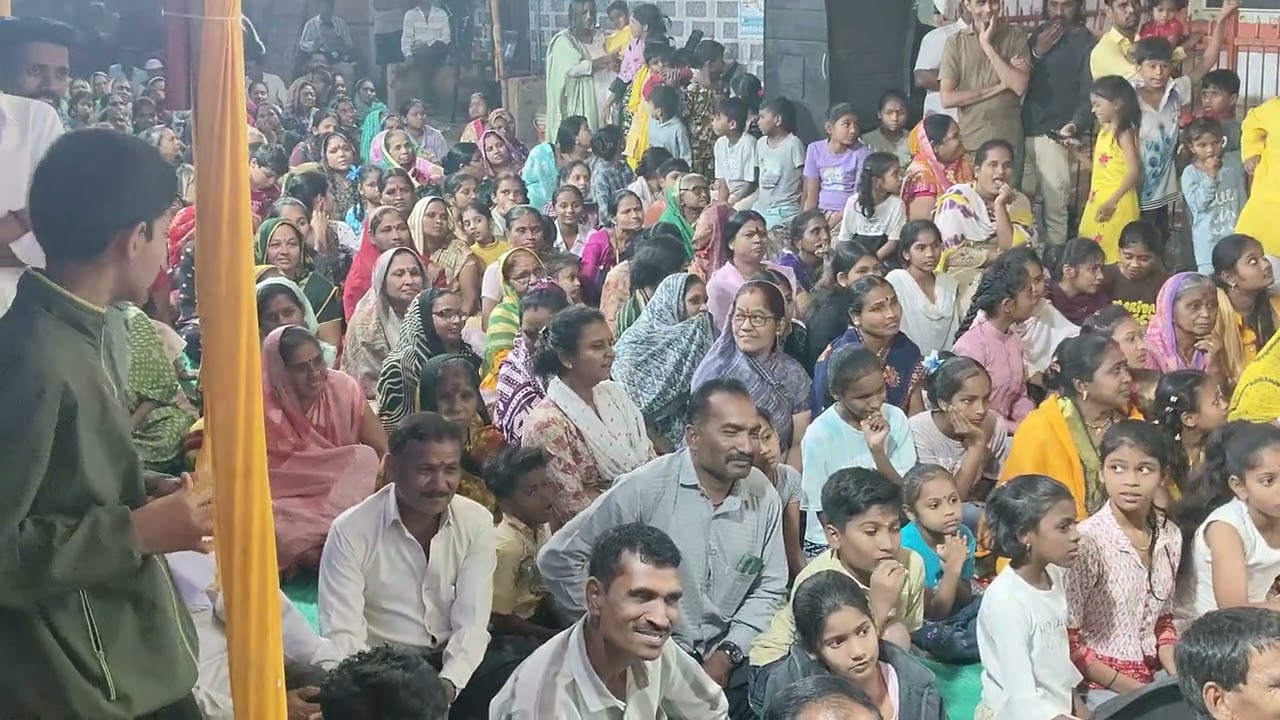 (भारुडकर)संतोष महाराज पुजारी .झी टॉकीज प्रसिद्ध कलाकार