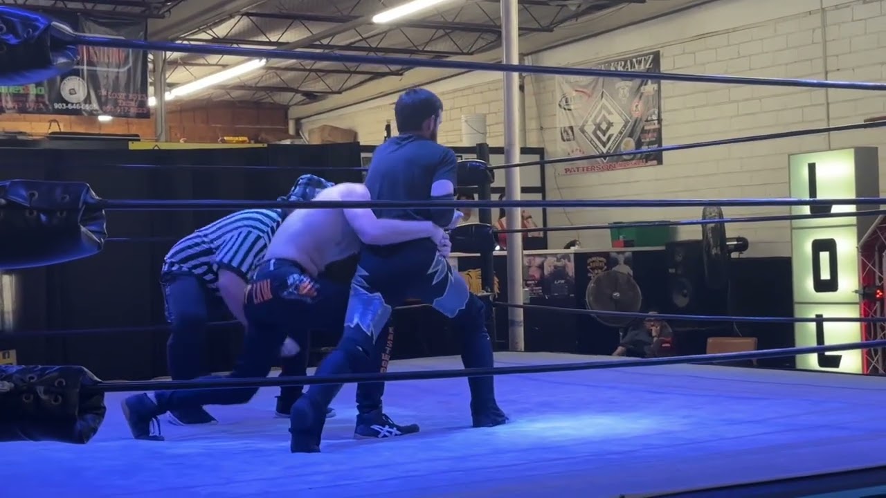 Cory Summers vs rich outlaw Eastwood 