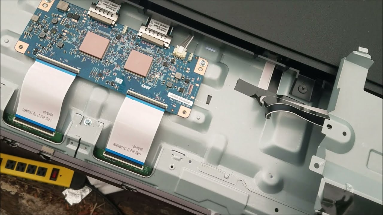 SONY XBR85X850G tv turns on backlight on but no picture