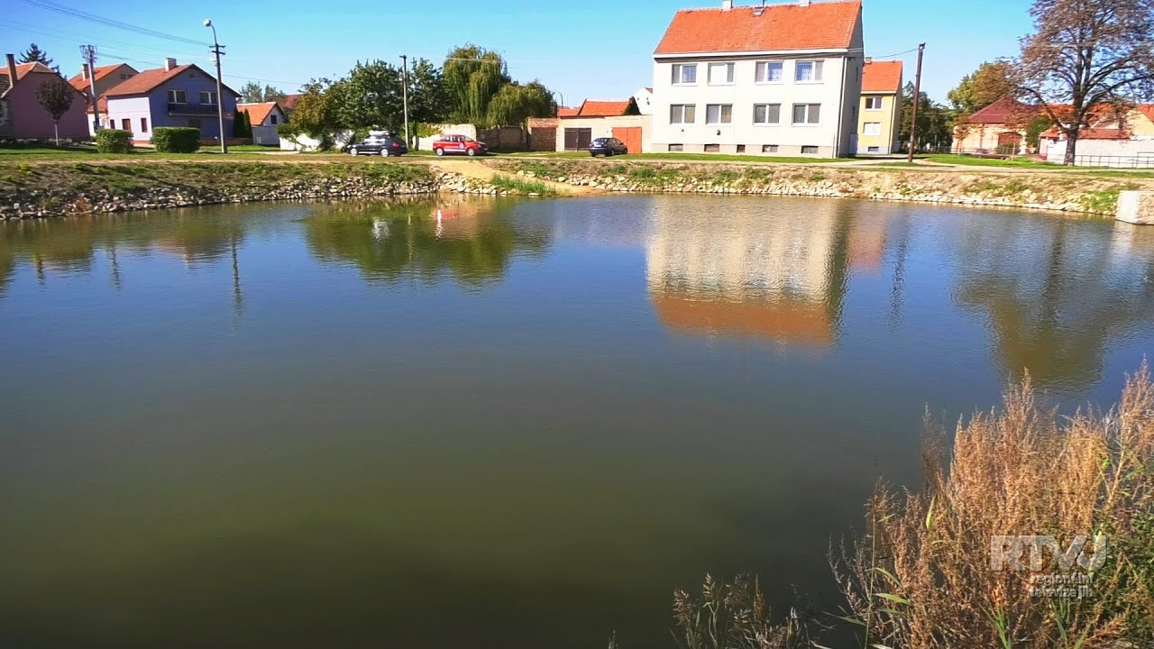 Dolní Dunajovice investovaly do přestavby rybníka v centru obce