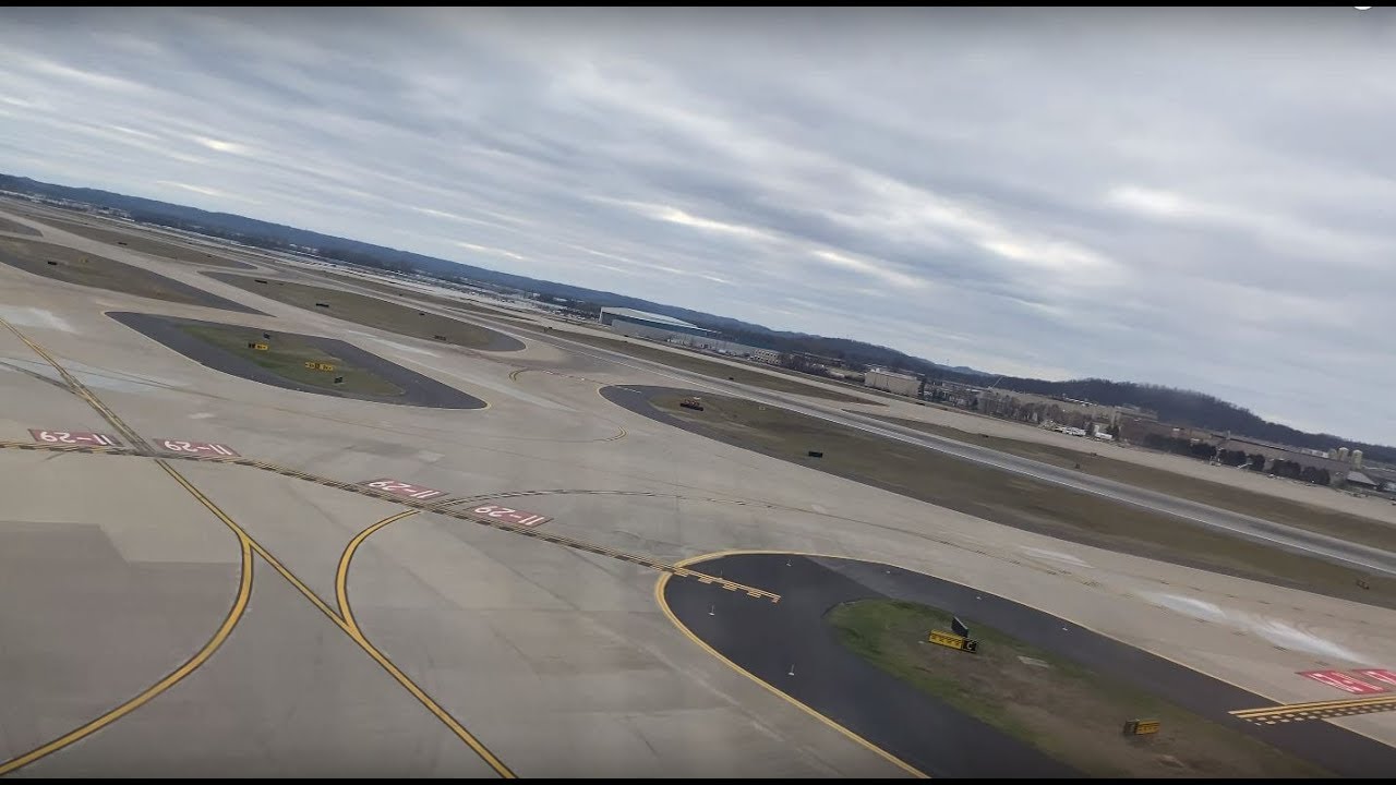 American Airlines Flight 5860 Takeoff from Louisville Kentucky, Dec 31, 2019
