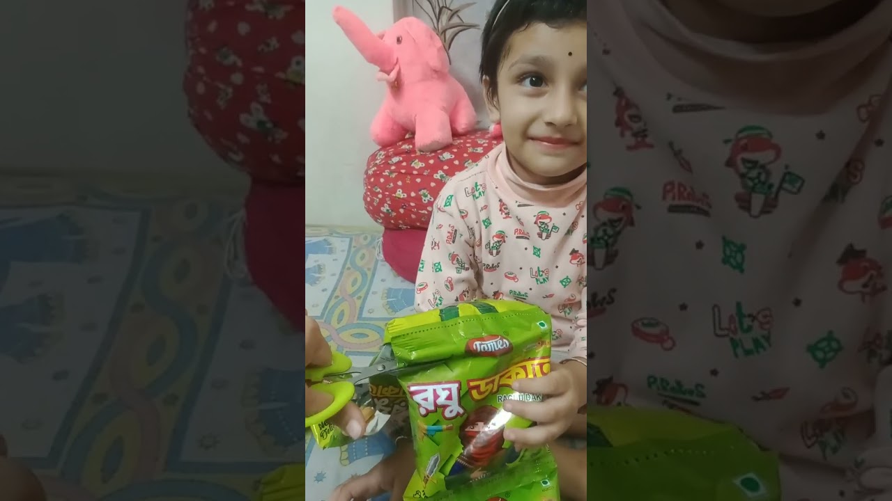 Timmy আজকে কি চিপস্ খুললো র কি কি গিফট্ পেল দেখ😂😂😂 #youtubevideos #vairalvideos #viral 