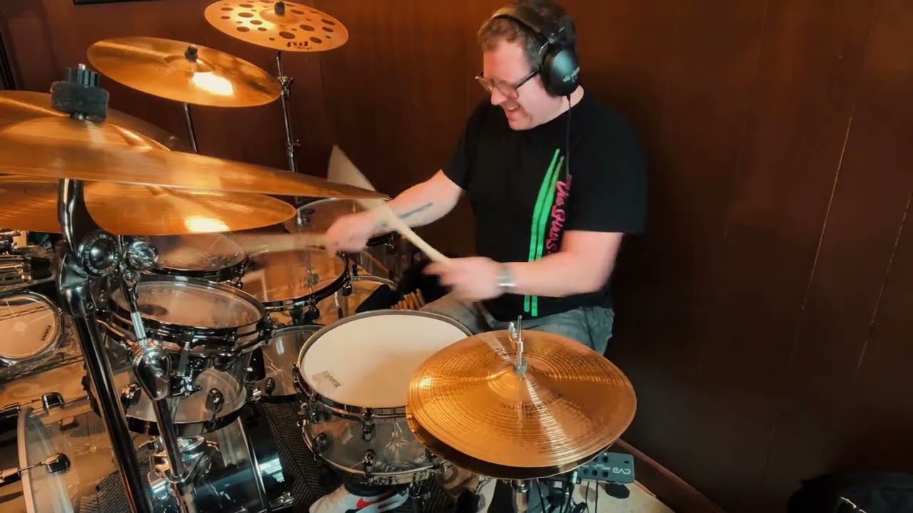 Last Drum Solo of 2O25 #drummingacademy #drummer #rhythmsaint #drumsolo 