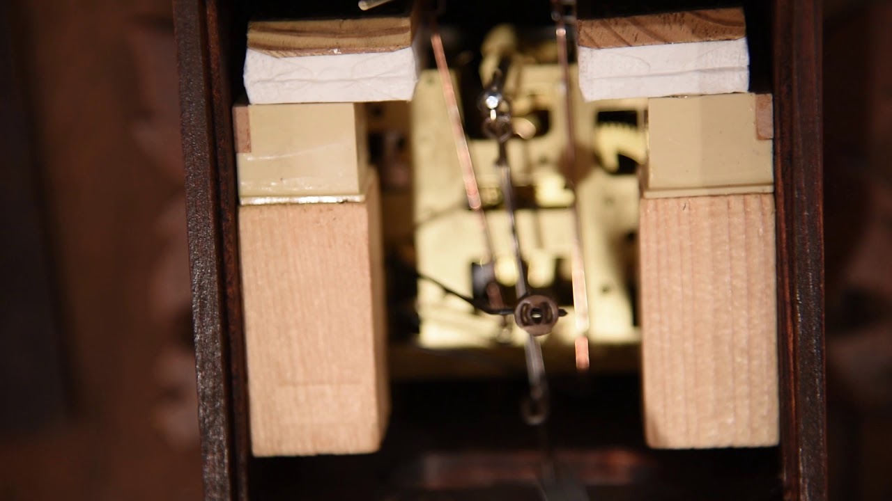 How A Cuckoo Clock Whistles
